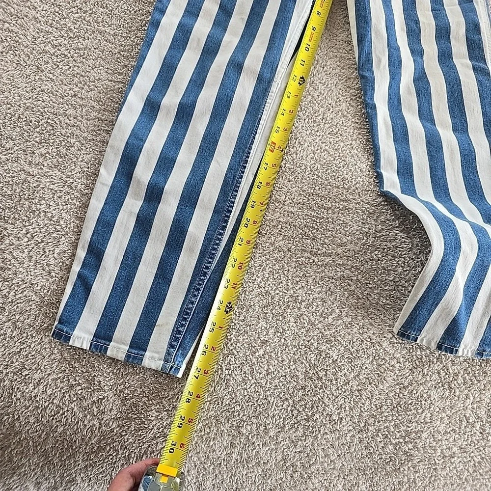 Hollister Women's Ultra High Rise Mom‎ Jean Blue/White Striped Sz 5L Festival